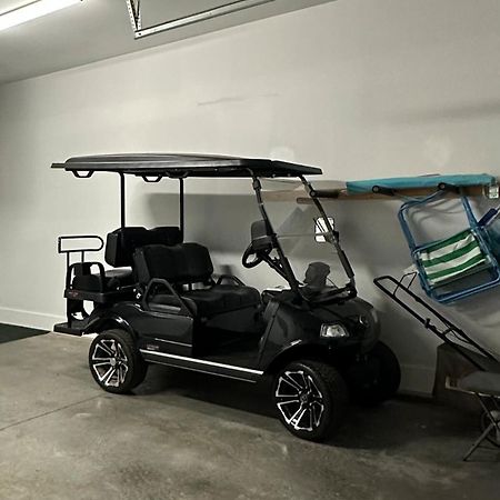 Вілла Turtle Cove Beach Retreat Golf Cart Included Кароліна-Біч Екстер'єр фото